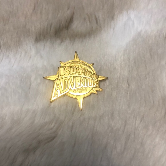 Disney Pin - Picture 3 of 6